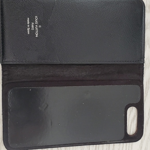 Louis Vuitton Apple Iphone 8 Plus Case. - Picture 2 of 3